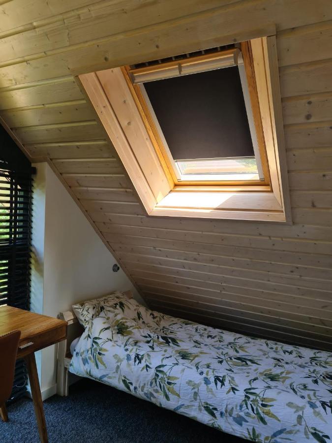 Vakantiehuis Met Hottub En Barrelsauna Ommen Bagian luar foto