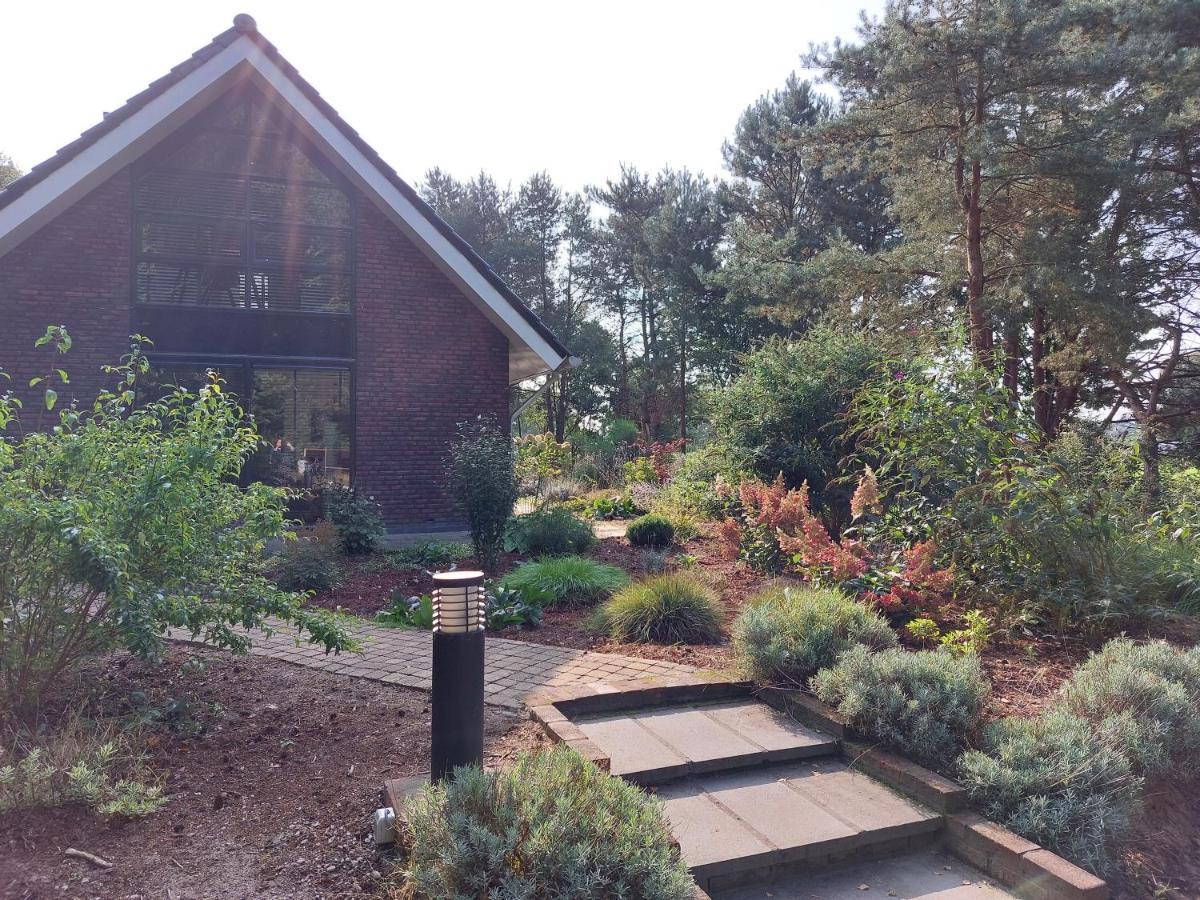 Vakantiehuis Met Hottub En Barrelsauna Ommen Bagian luar foto